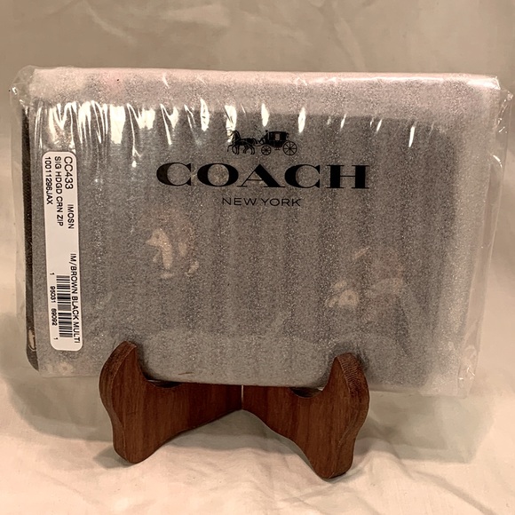 Coach Bags Nwt Coach Corner Zip Wristlet In Signature Canvas With